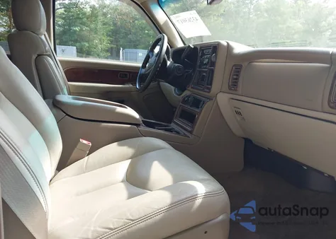 2003 Chevrolet Suburban 1500 Lt from USA, damaged, VIN 3GNFK16Z13G159472